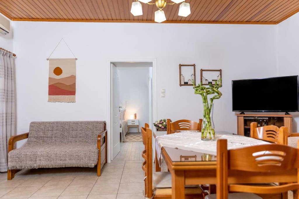 Avgerinos Villa Naxos City Exterior photo